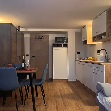 Апартаменты La Casa 77b *
